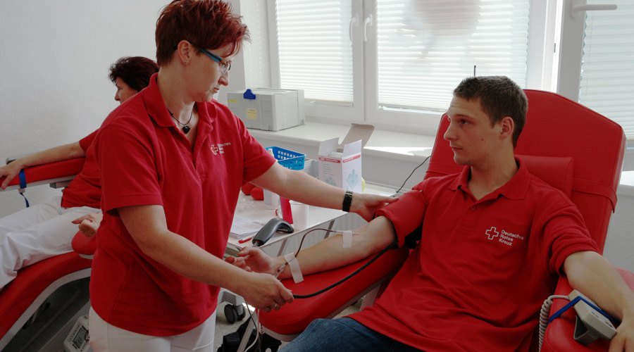 Blut spenden, gemeinsam frühstücken und Gutes tun beim DRK.