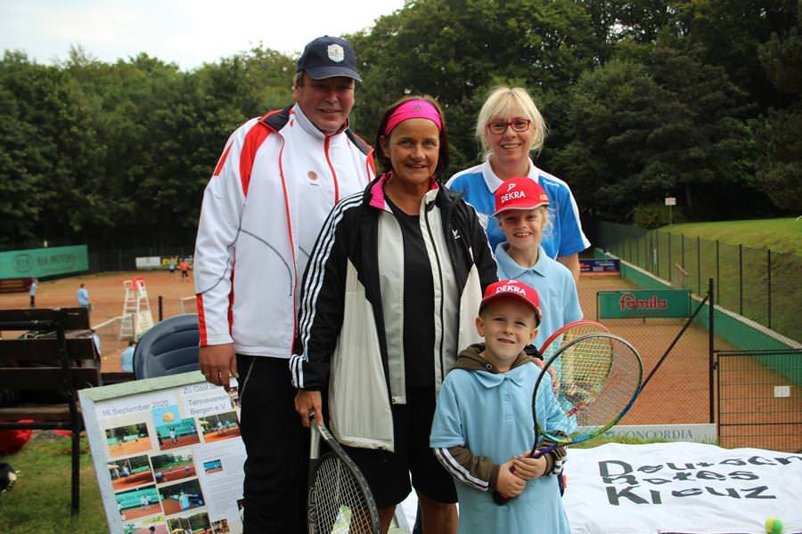 Schülerinnen und Schüler der DRK „Rügenwind“-Schule erleben bei den Tennistagen Fairness, Teamgeist und Spaß am Sport – unterstützt vom Tennisverein Bergen.